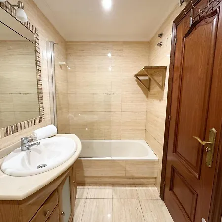 Vialia - Fatima Area - 2 * Βίγκο